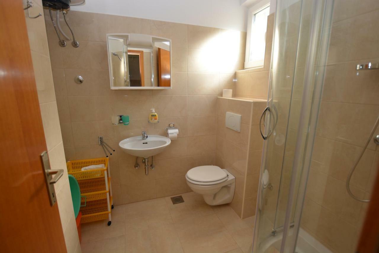Apartment Nadica Punat Eksteriør billede