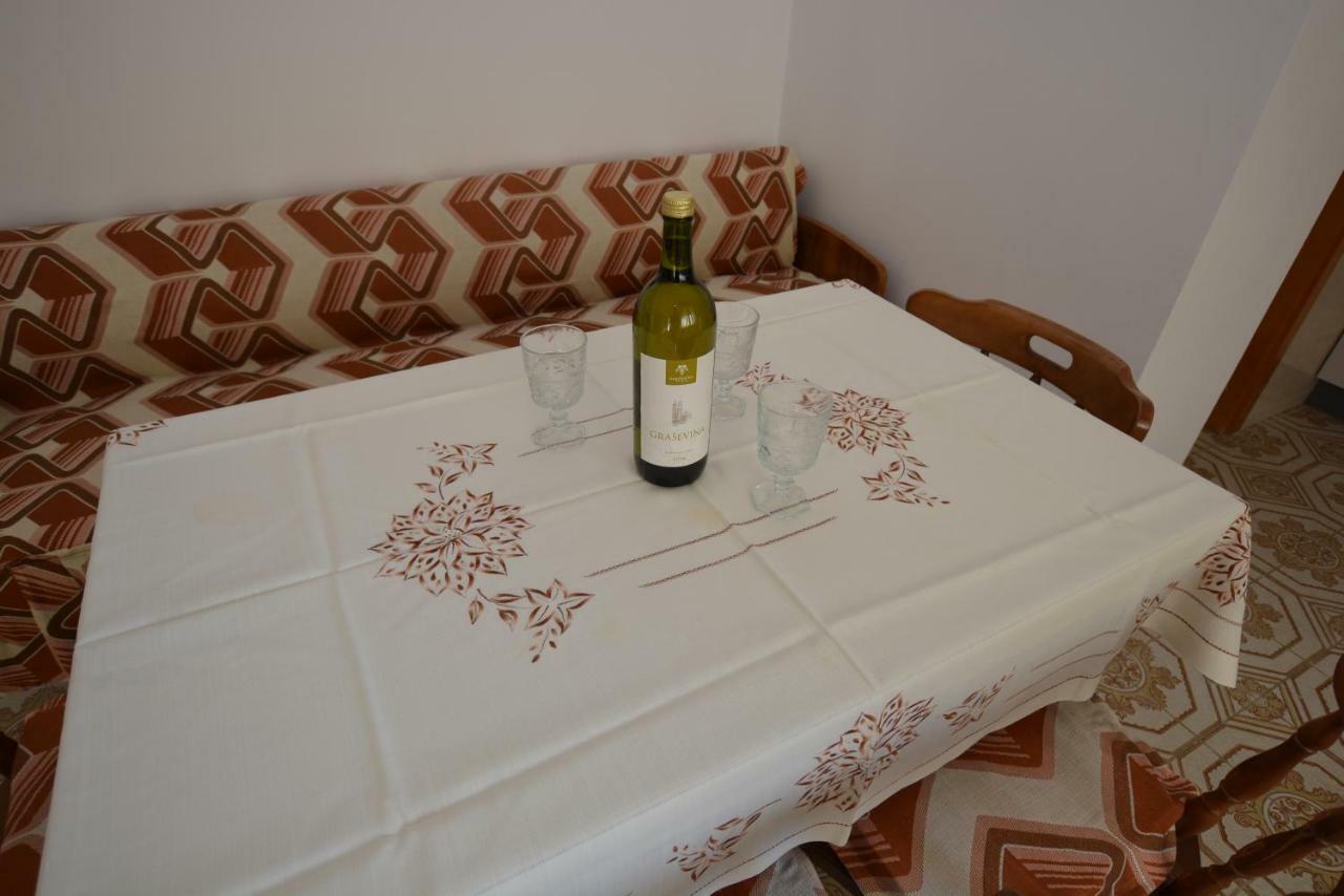Apartment Nadica Punat Eksteriør billede